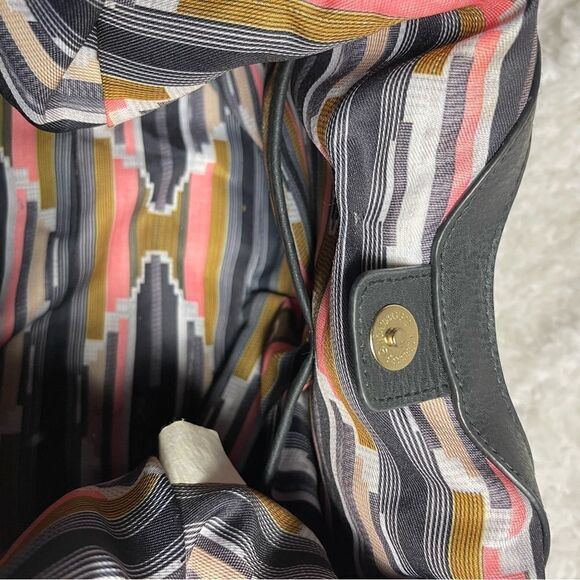 Big Buddha Boho Black &beige zigzag fabric black faux leather trim stitch accent - Picture 10 of 11